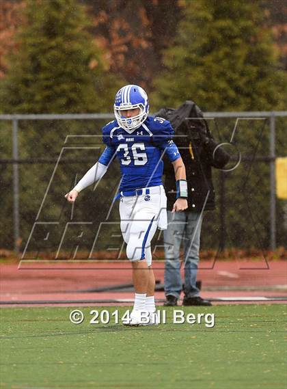 Thumbnail 1 in Naugatuck vs Darien (CIAC Class L- Large Semifinal) photogallery.