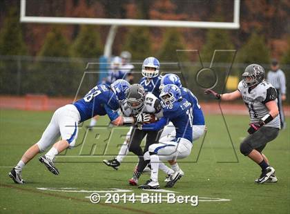 Thumbnail 2 in Naugatuck vs Darien (CIAC Class L- Large Semifinal) photogallery.