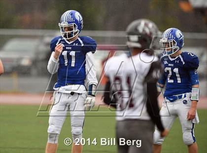 Thumbnail 3 in Naugatuck vs Darien (CIAC Class L- Large Semifinal) photogallery.
