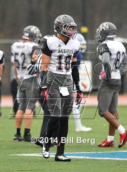 Thumbnail 1 in Naugatuck vs Darien (CIAC Class L- Large Semifinal) photogallery.