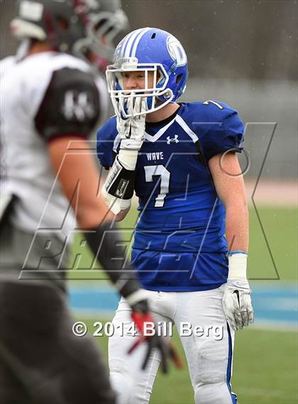 Thumbnail 2 in Naugatuck vs Darien (CIAC Class L- Large Semifinal) photogallery.
