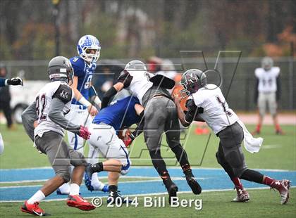 Thumbnail 2 in Naugatuck vs Darien (CIAC Class L- Large Semifinal) photogallery.