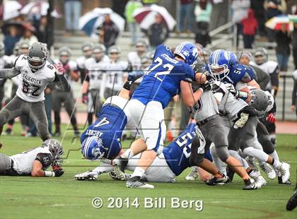 Thumbnail 3 in Naugatuck vs Darien (CIAC Class L- Large Semifinal) photogallery.
