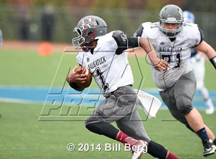 Thumbnail 3 in Naugatuck vs Darien (CIAC Class L- Large Semifinal) photogallery.