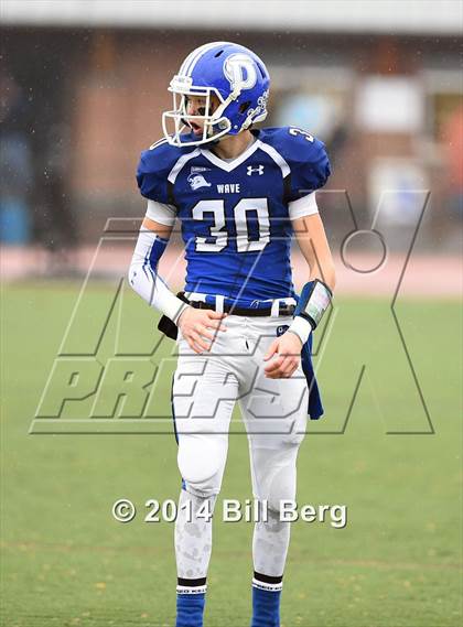 Thumbnail 3 in Naugatuck vs Darien (CIAC Class L- Large Semifinal) photogallery.