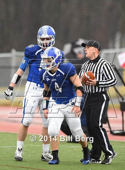 Thumbnail 3 in Naugatuck vs Darien (CIAC Class L- Large Semifinal) photogallery.