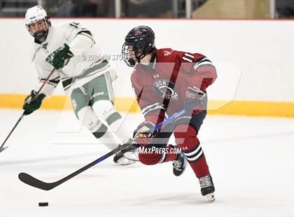 Thumbnail 3 in Avon Old Farms vs. Berkshire (Avon Christmas Classic Final) photogallery.