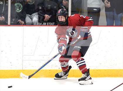 Thumbnail 3 in Avon Old Farms vs. Berkshire (Avon Christmas Classic Final) photogallery.