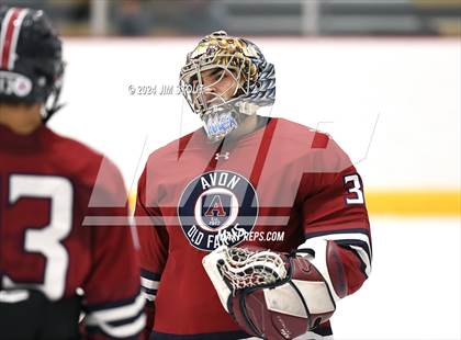 Thumbnail 2 in Avon Old Farms vs. Berkshire (Avon Christmas Classic Final) photogallery.