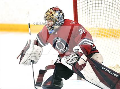 Thumbnail 2 in Avon Old Farms vs. Berkshire (Avon Christmas Classic Final) photogallery.
