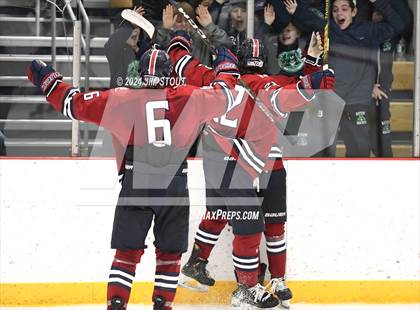 Thumbnail 3 in Avon Old Farms vs. Berkshire (Avon Christmas Classic Final) photogallery.