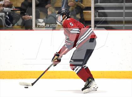 Thumbnail 2 in Avon Old Farms vs. Berkshire (Avon Christmas Classic Final) photogallery.