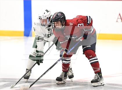 Thumbnail 2 in Avon Old Farms vs. Berkshire (Avon Christmas Classic Final) photogallery.