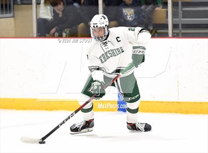 Thumbnail 1 in Avon Old Farms vs. Berkshire (Avon Christmas Classic Final) photogallery.