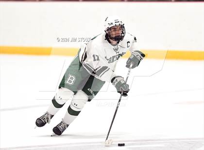 Thumbnail 3 in Avon Old Farms vs. Berkshire (Avon Christmas Classic Final) photogallery.