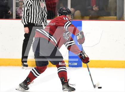 Thumbnail 1 in Avon Old Farms vs. Berkshire (Avon Christmas Classic Final) photogallery.
