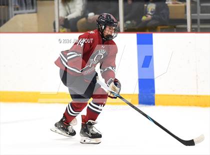 Thumbnail 3 in Avon Old Farms vs. Berkshire (Avon Christmas Classic Final) photogallery.