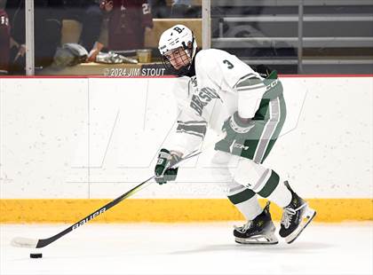 Thumbnail 3 in Avon Old Farms vs. Berkshire (Avon Christmas Classic Final) photogallery.