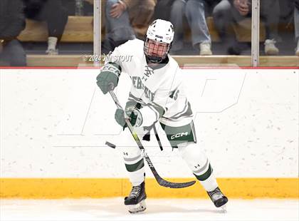 Thumbnail 3 in Avon Old Farms vs. Berkshire (Avon Christmas Classic Final) photogallery.