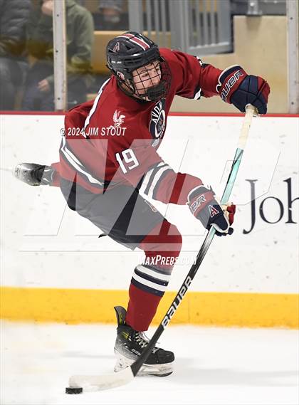 Thumbnail 3 in Avon Old Farms vs. Berkshire (Avon Christmas Classic Final) photogallery.
