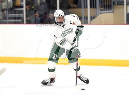 Thumbnail 2 in Avon Old Farms vs. Berkshire (Avon Christmas Classic Final) photogallery.