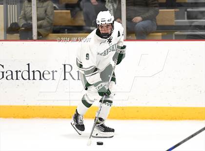 Thumbnail 2 in Avon Old Farms vs. Berkshire (Avon Christmas Classic Final) photogallery.
