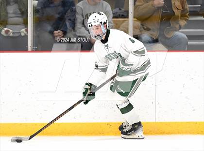 Thumbnail 1 in Avon Old Farms vs. Berkshire (Avon Christmas Classic Final) photogallery.