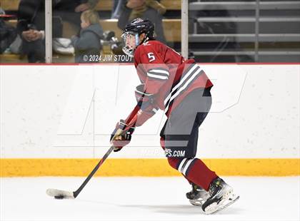 Thumbnail 1 in Avon Old Farms vs. Berkshire (Avon Christmas Classic Final) photogallery.