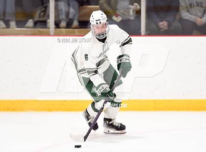 Thumbnail 2 in Avon Old Farms vs. Berkshire (Avon Christmas Classic Final) photogallery.