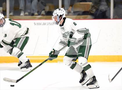 Thumbnail 1 in Avon Old Farms vs. Berkshire (Avon Christmas Classic Final) photogallery.