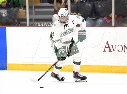 Thumbnail 3 in Avon Old Farms vs. Berkshire (Avon Christmas Classic Final) photogallery.