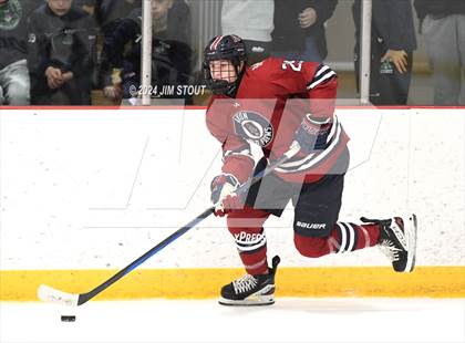 Thumbnail 1 in Avon Old Farms vs. Berkshire (Avon Christmas Classic Final) photogallery.