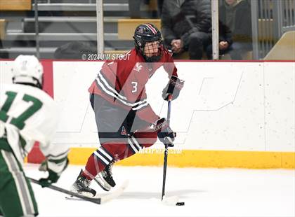 Thumbnail 2 in Avon Old Farms vs. Berkshire (Avon Christmas Classic Final) photogallery.