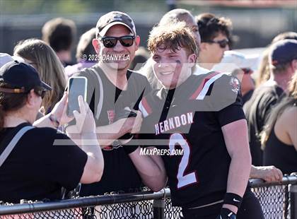 Thumbnail 2 in South Lakes @ Herndon photogallery.