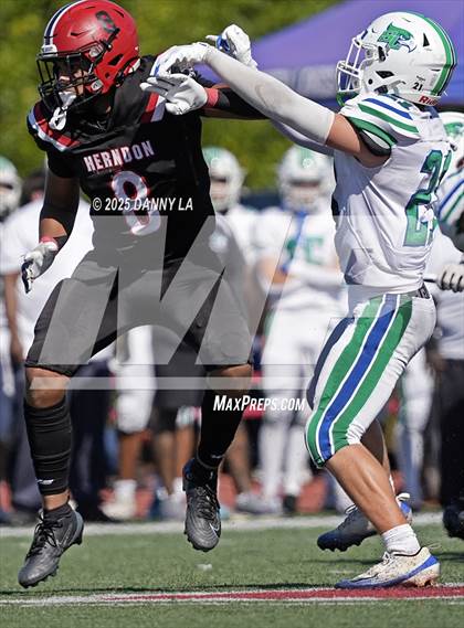 Thumbnail 3 in South Lakes @ Herndon photogallery.