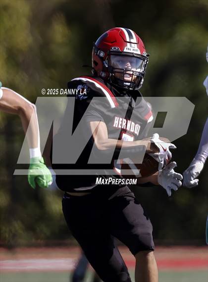 Thumbnail 2 in South Lakes @ Herndon photogallery.