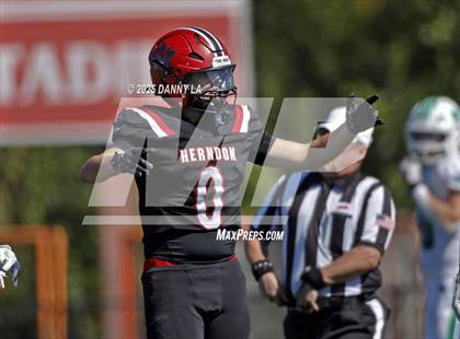 Thumbnail 1 in South Lakes @ Herndon photogallery.