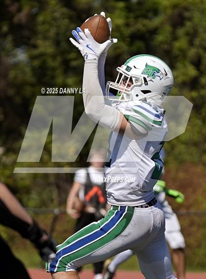 Thumbnail 1 in South Lakes @ Herndon photogallery.