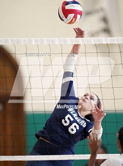 Thumbnail 2 in Bowie vs Notre Dame Prep (Tiger Paws Invitational) photogallery.