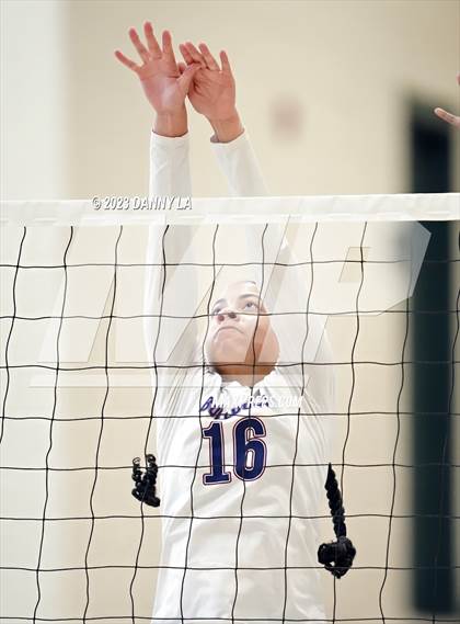 Thumbnail 1 in Bowie vs Notre Dame Prep (Tiger Paws Invitational) photogallery.