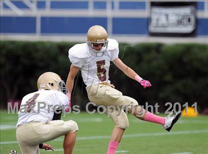 Thumbnail 1 in St. Elizabeth vs. Caravel (Flash Training Classic) photogallery.