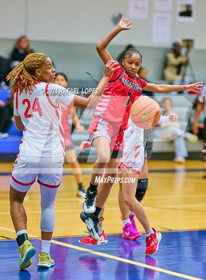 Thumbnail 1 in MacArthur vs. Bellaire (Houston ISD Tournament) photogallery.