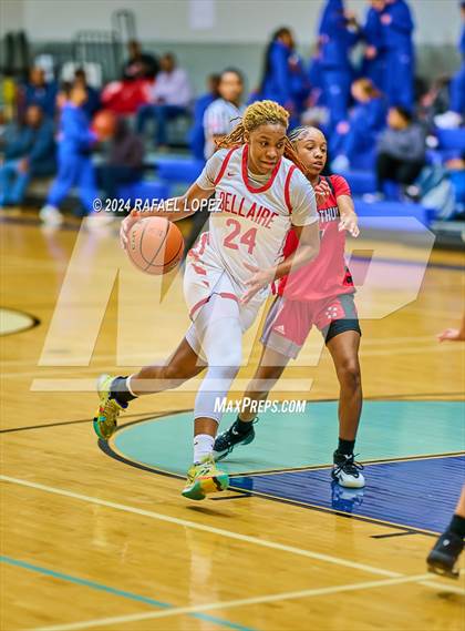 Thumbnail 1 in MacArthur vs. Bellaire (Houston ISD Tournament) photogallery.
