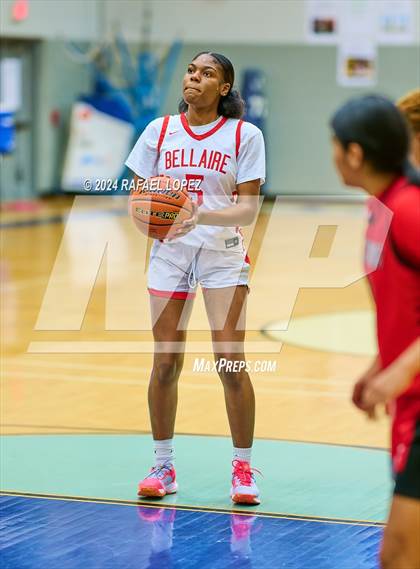Thumbnail 2 in MacArthur vs. Bellaire (Houston ISD Tournament) photogallery.