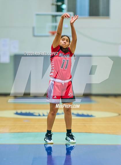 Thumbnail 3 in MacArthur vs. Bellaire (Houston ISD Tournament) photogallery.