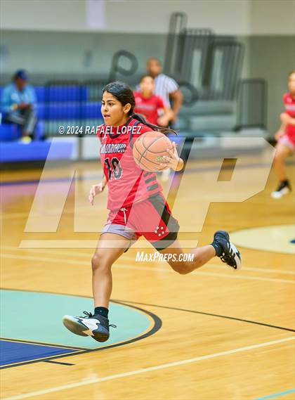Thumbnail 3 in MacArthur vs. Bellaire (Houston ISD Tournament) photogallery.