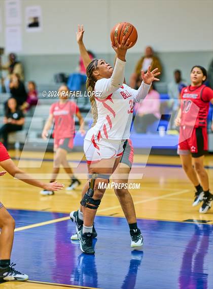 Thumbnail 1 in MacArthur vs. Bellaire (Houston ISD Tournament) photogallery.