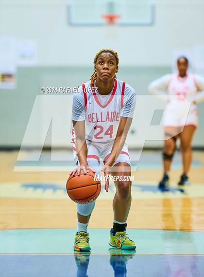 Thumbnail 3 in MacArthur vs. Bellaire (Houston ISD Tournament) photogallery.