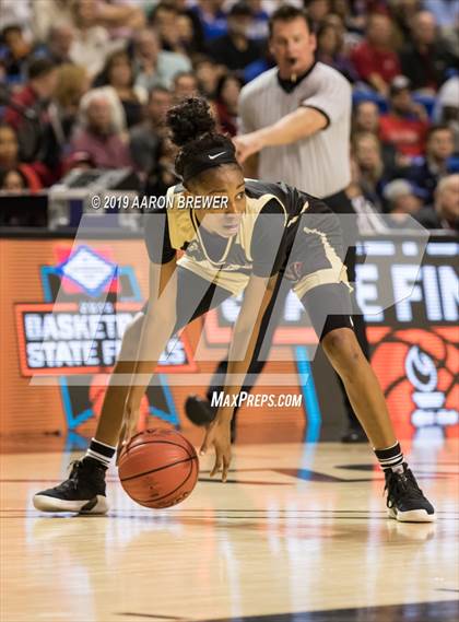 Thumbnail 3 in Little Rock Christian Academy vs. Jonesboro (AAA 5A Final) photogallery.
