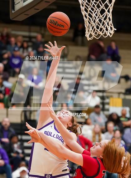 Thumbnail 1 in Plainfield vs. Brownsburg (IHSAA 4A Sectional 12 Semifinal) photogallery.